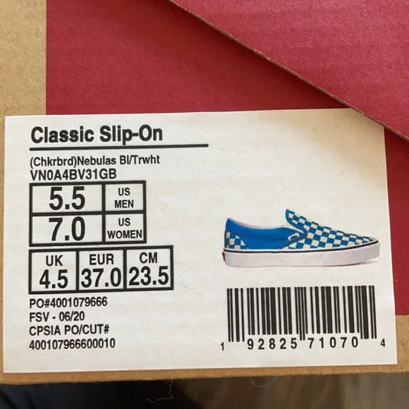 Vans classic slip-on NWT - Picture 4 of 4